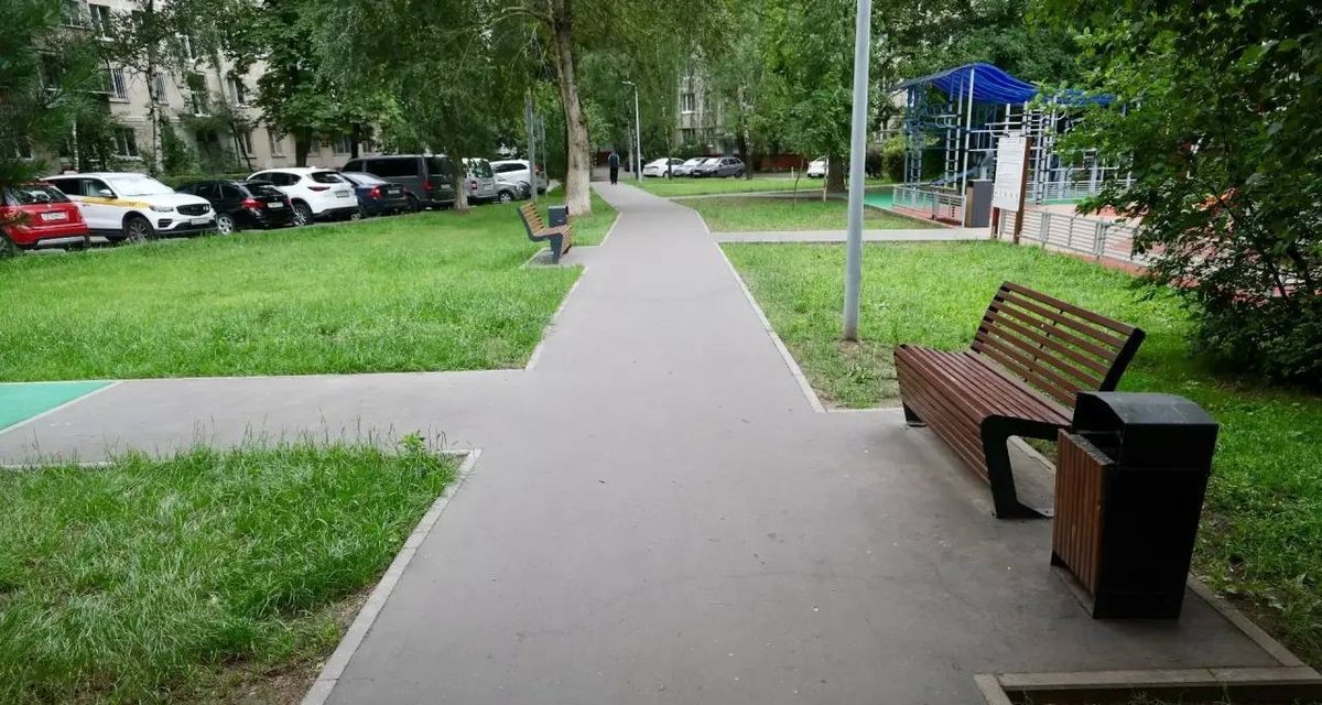 В Балашихе благоустроили 62 народные тропы к школам, детсадам, поликлиникам и остановкам